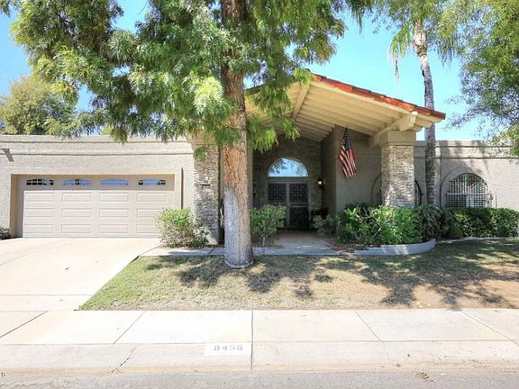 2nd image of 8456 N 72nd Pl