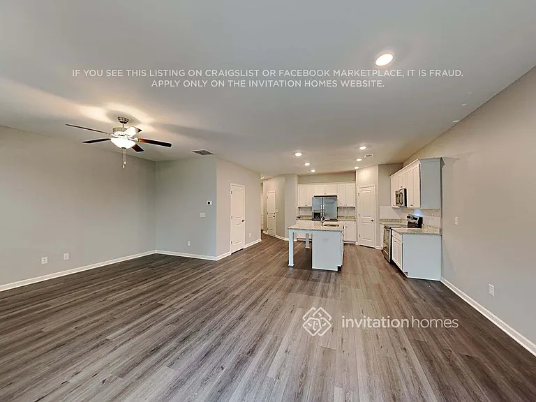 179 Webster Cir — Photo 5