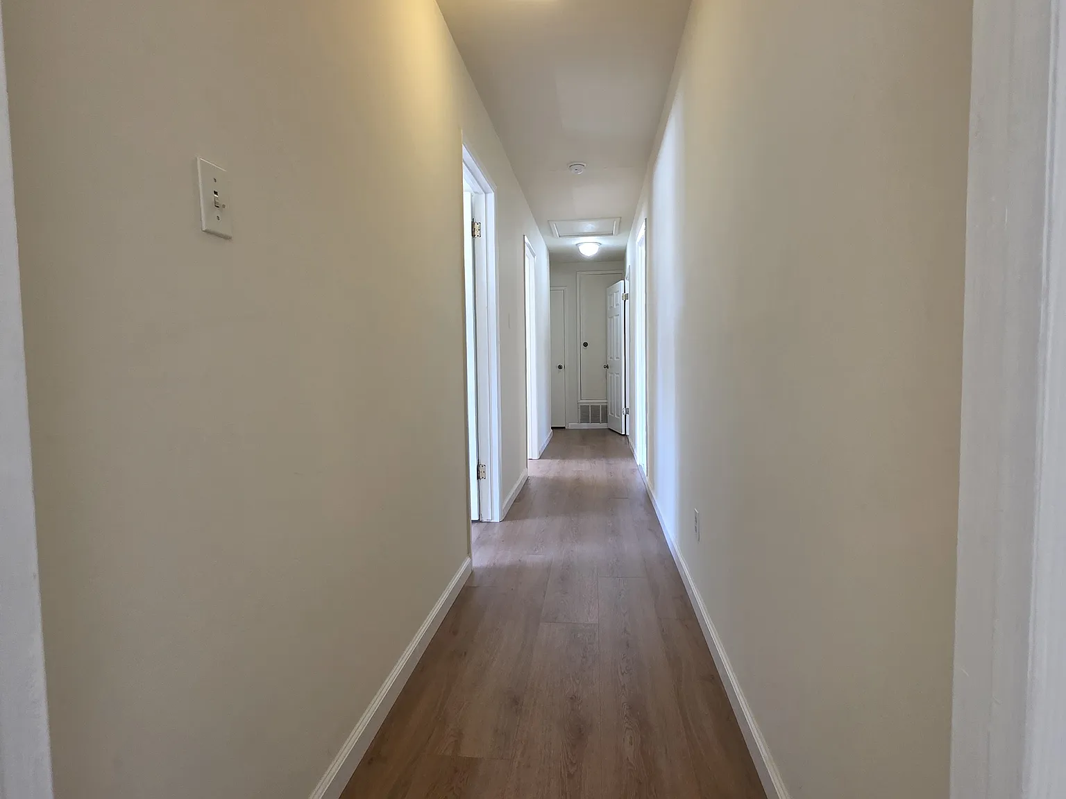 4 bed, $4,500 — Photo 3