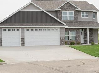 5913 Rub Of The Green St, Saint Cloud, MN 56304