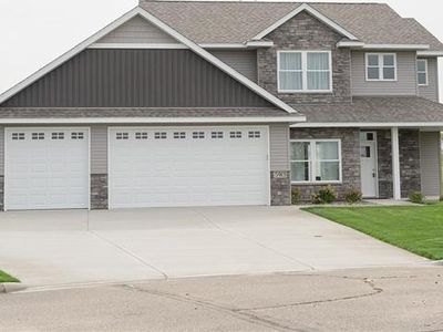 5913 Rub Of The Green St, Saint Cloud, MN, 56304