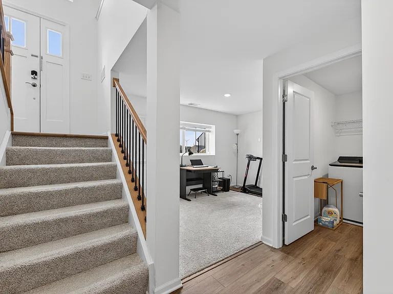 25631 W Wakefield Dr — Photo 32