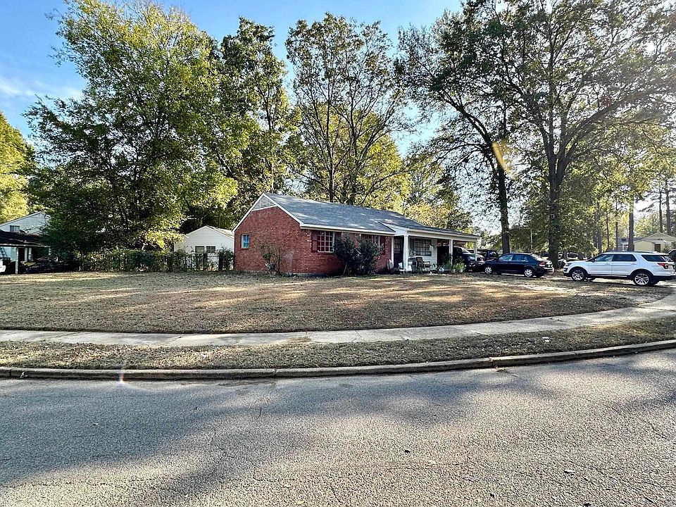 2nd image of 4065 Chippewa Rd