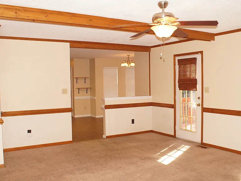 1221 Clearwater Ln — Photo 16