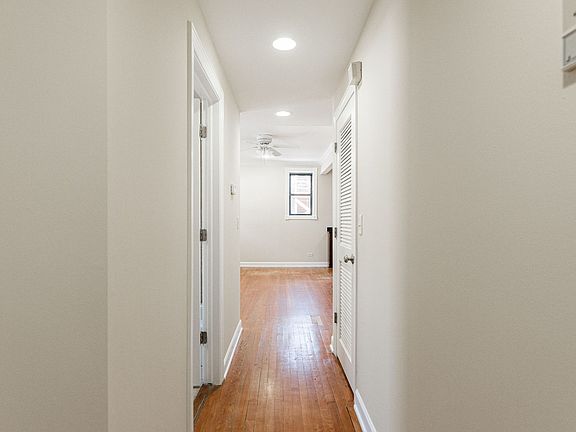 5th image of 6440 N Leavitt St #1N