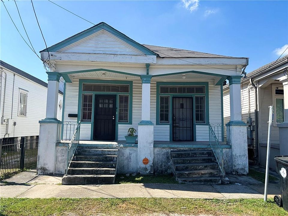 1st image of 2128-30 Cadiz St