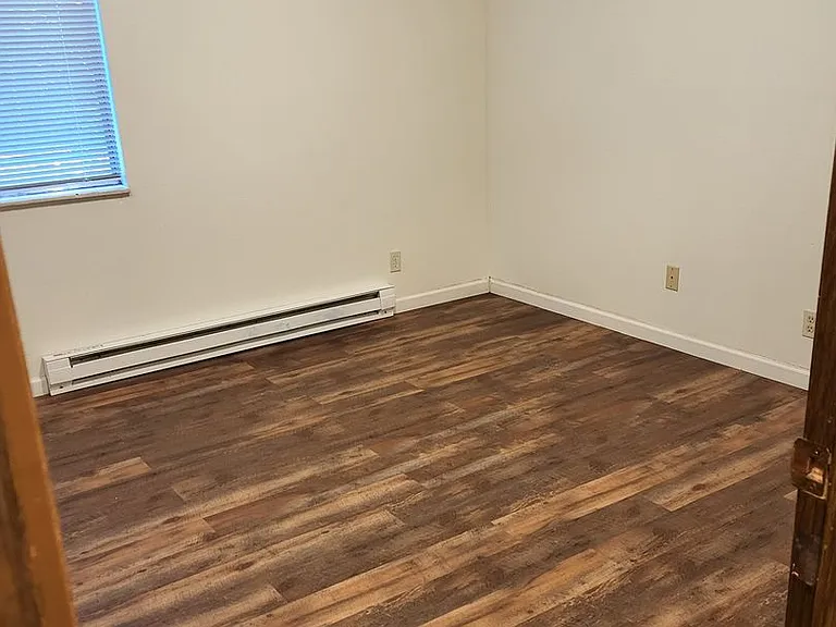 4483-4485 Campbell Dr SE — Photo 10