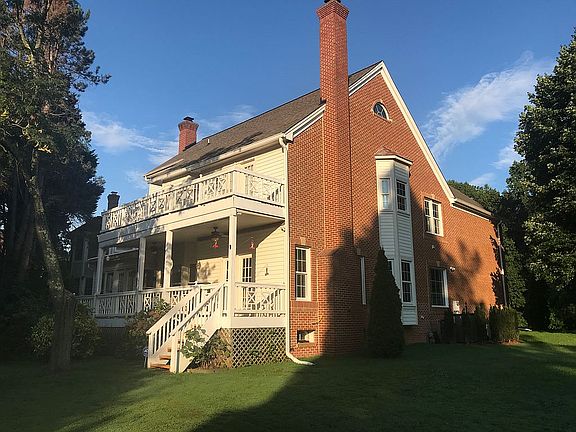 5th image of 3832 Parkland Dr