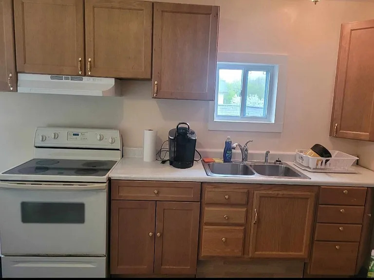 457 Vineyard Ave — Photo 7