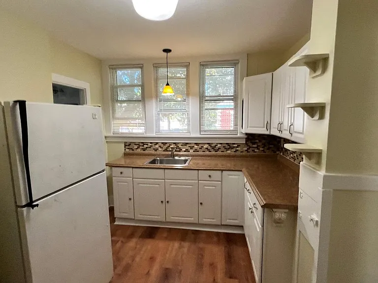 512 E Goundry St — Photo 8