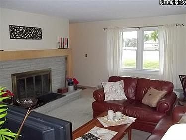5th image of 16651 Glendale Ave