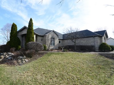 2710 Rolling Oaks Rd, Spring Grove, IL, 60081