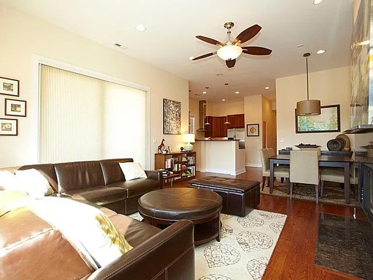 2342 W North Ave #201 — Photo 5