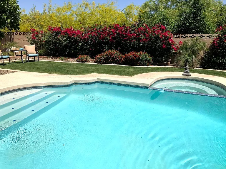 7352 E Valley Vista Dr — Photo 2