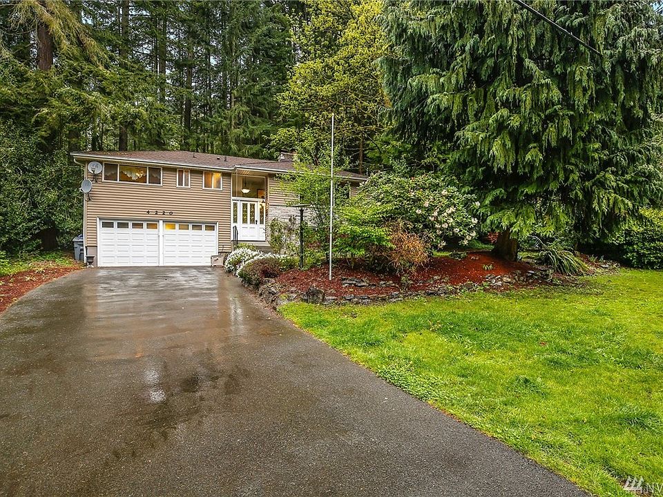 1st image of 4220 NE 197th St