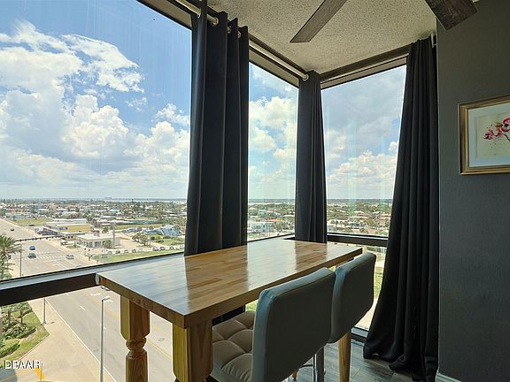 3rd image of 1909 S Atlantic Ave #902