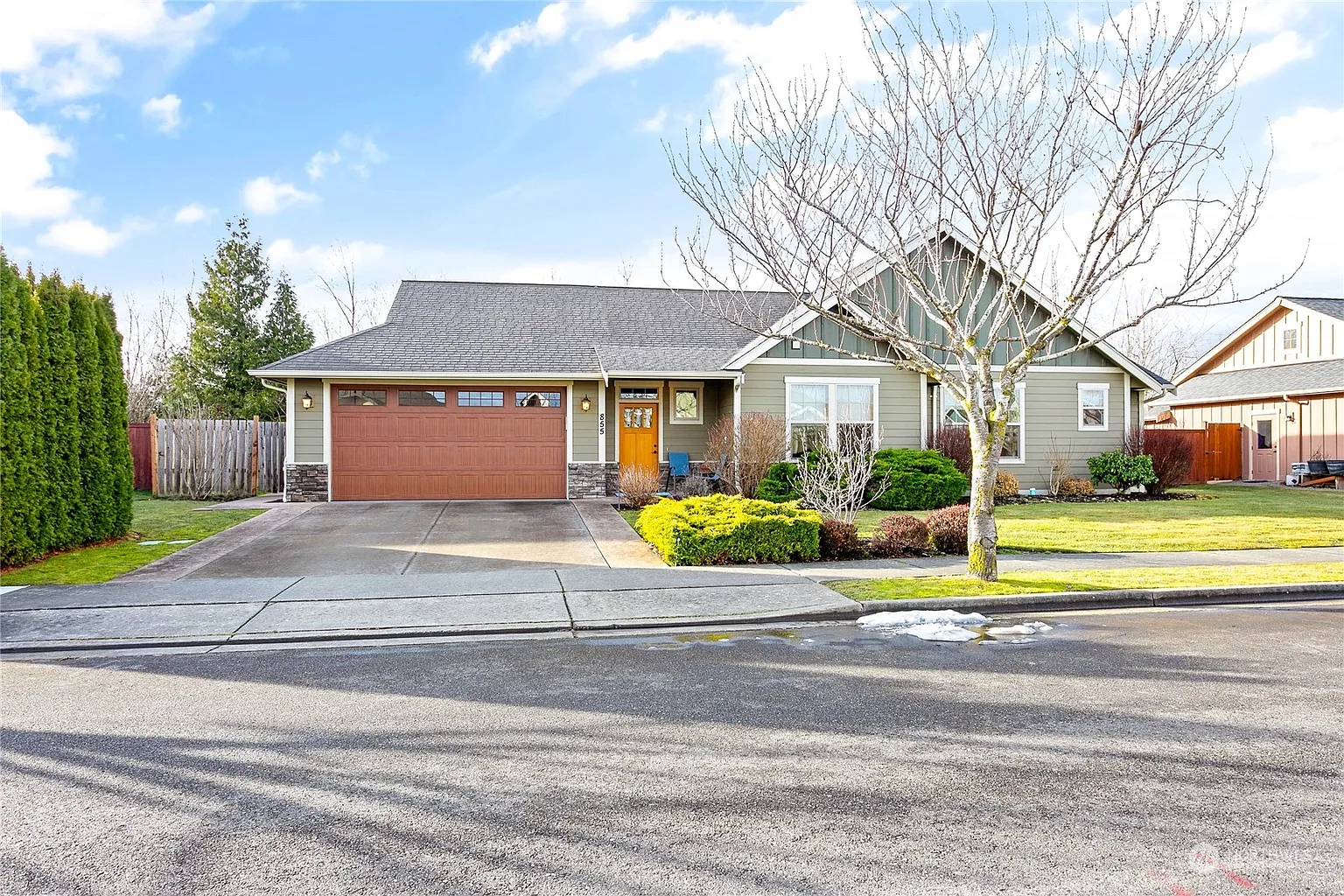 855 Hemlock Court photo 1