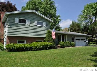 1439 Shoecraft Rd, Penfield, NY 14526