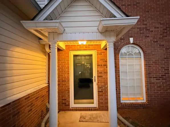 312 Ivystone Dr, Greenville, SC 29615