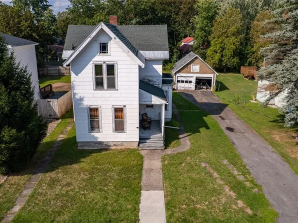 216 Wilson Ave, Canastota, NY 13032