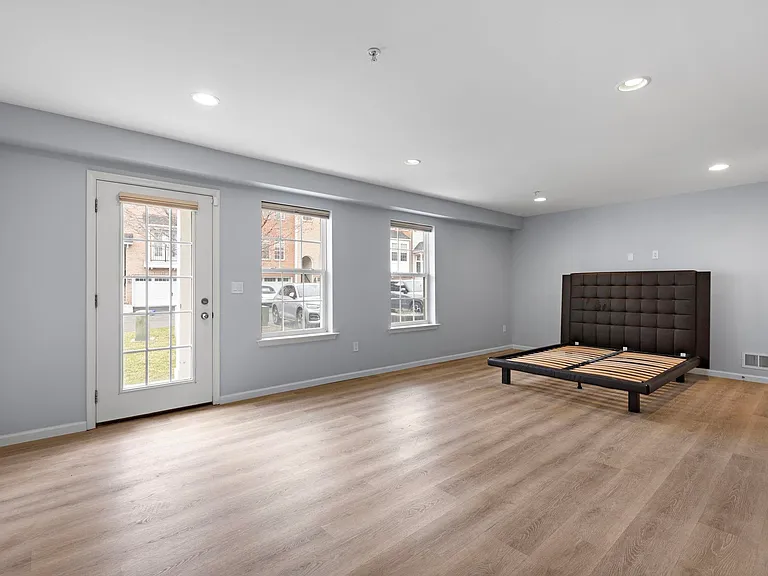 25 Creekside Ct — Photo 16