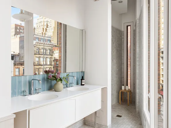 100 Franklin Street image 25 of 31