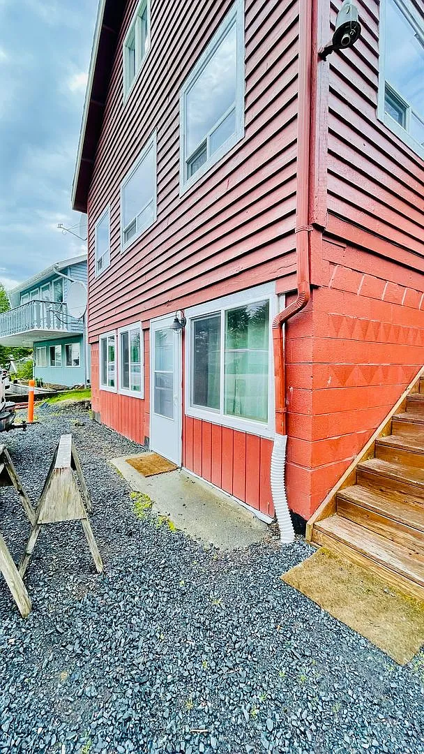 Mission Short-Term Rental — Photo 1