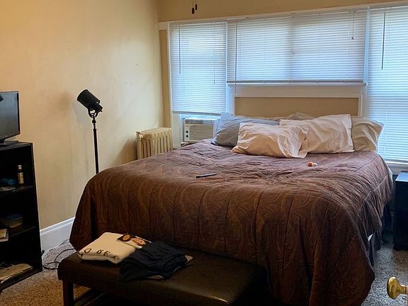 3rd image of 4226 W Highland Blvd APT 4