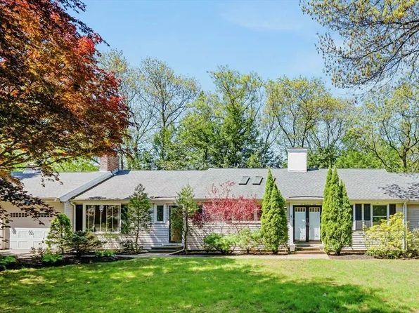 65 Thornberry Rd, Winchester, MA 01890