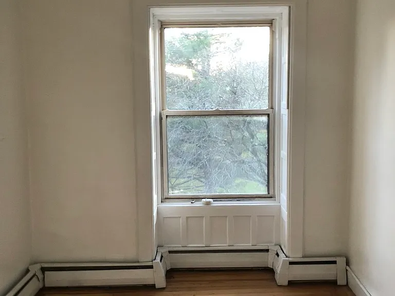 483 State St #5 — Photo 8