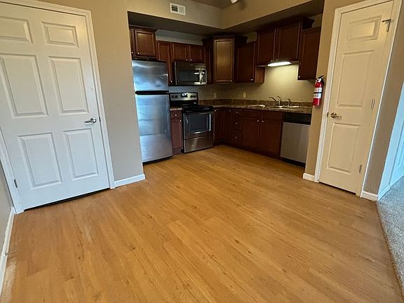 2nd image of 250 W Hills Ln APT 3
