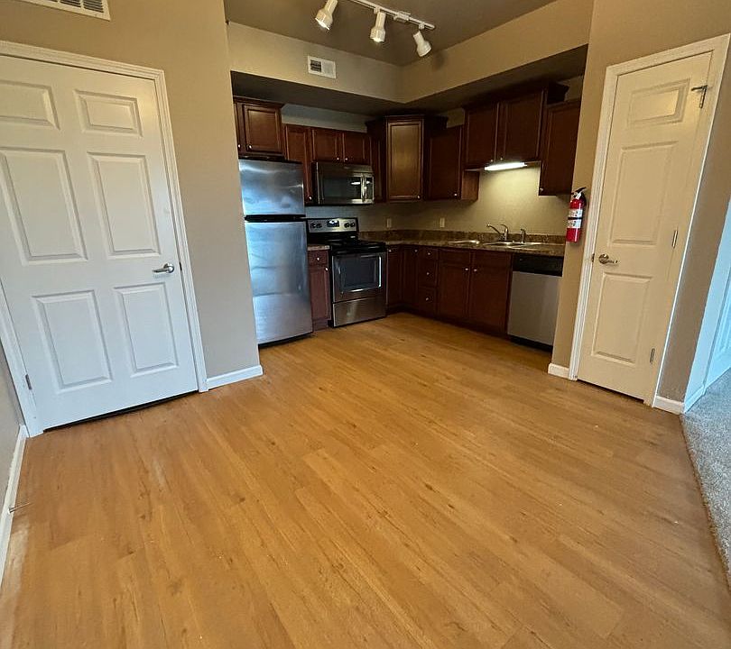 1st image of 250 W Hills Ln APT 3