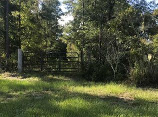 Running Deer Ln, Crawfordville, FL 32327