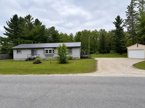 13248 Inverness Trail Rd, Cheboygan, MI 49721