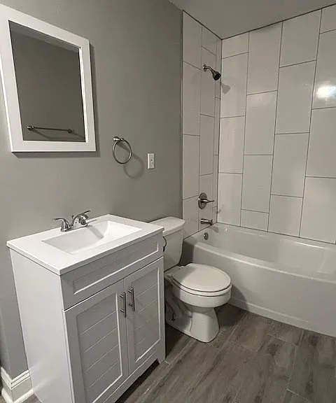 1239 9th St #5 — Photo 8