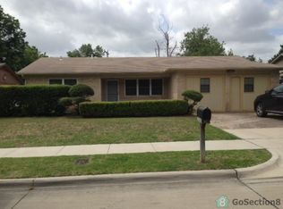 2010 Melissa St, Arlington, TX 76010