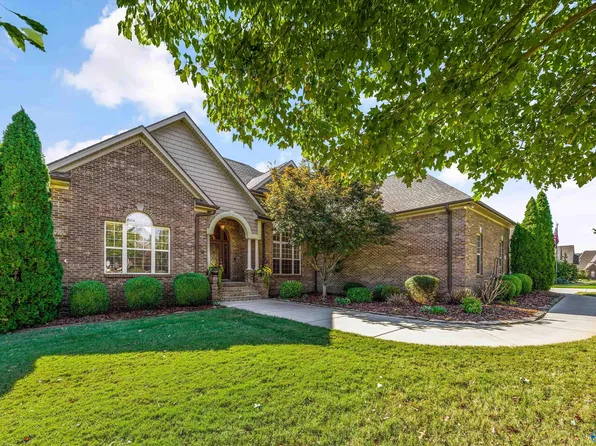 25868 Rosedown Dr, Athens, AL 35613