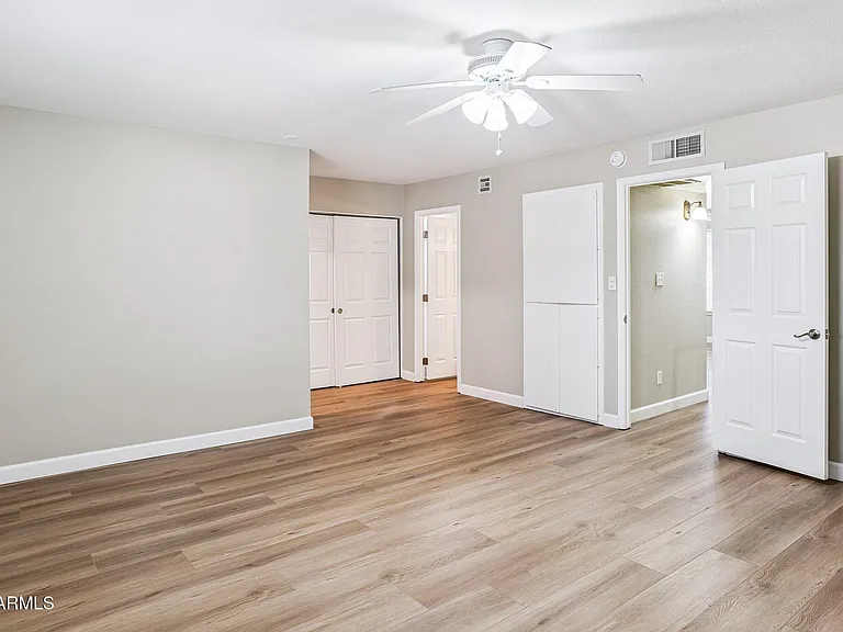 5006 S Birch St — Photo 16