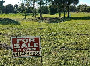 1616 Pangola Dr, North Fort Myers, FL 33903