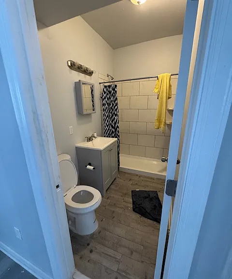 359 Madison Ave #2 — Photo 4