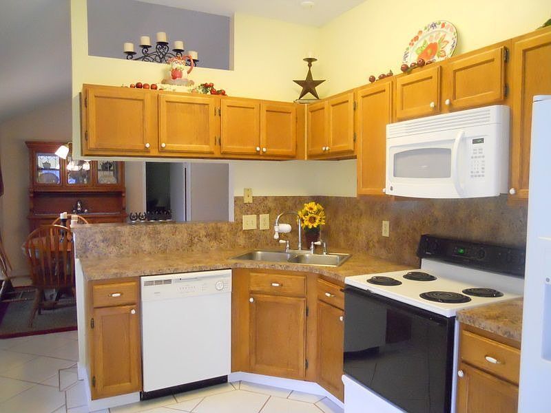 1st image of 5220 Winding Brook Dr
