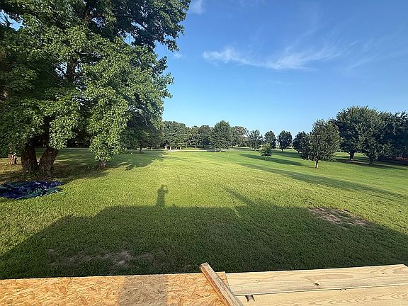 3rd image of 4925 Ridge Rd