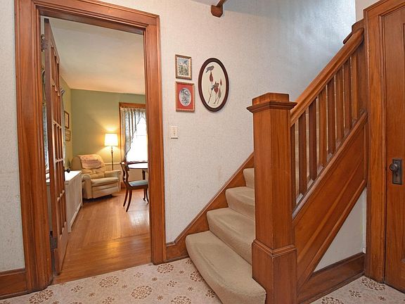 3rd image of 3808 East St