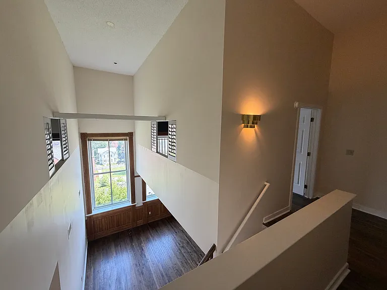 27 Hillside Pl #19 — Photo 19