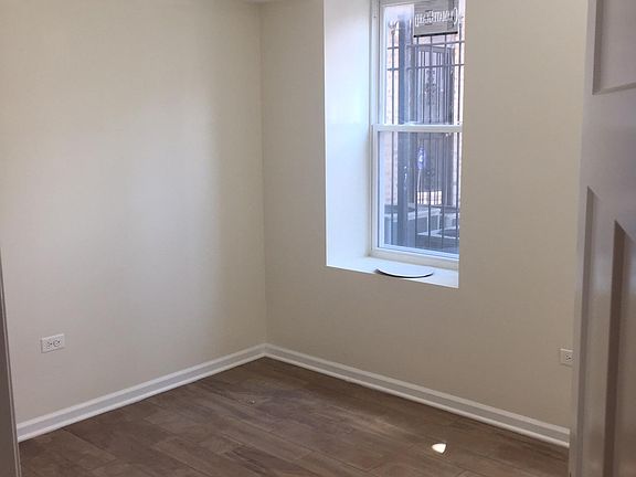 5th image of 1424 N Greenview Ave #Chg3