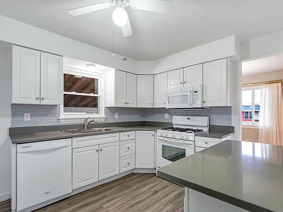 2nd image of 10734 Corning Dr