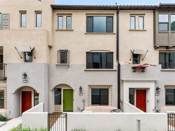 107 Kimberwick Ct, Burbank, CA 91506