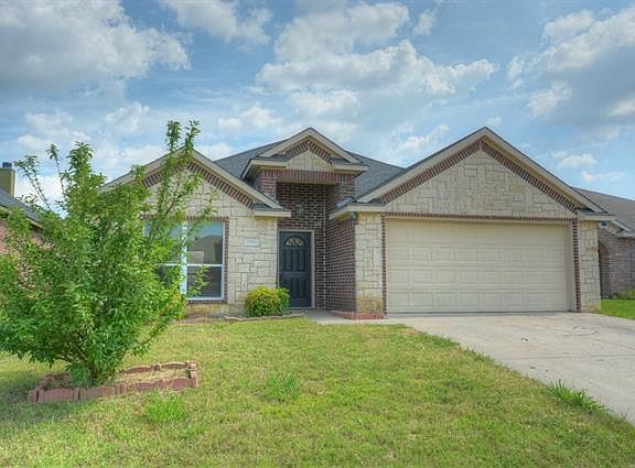 2nd image of 2105 Deniro Dr