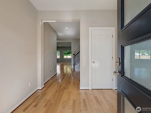 5th image of 10135 56th Avenue NE