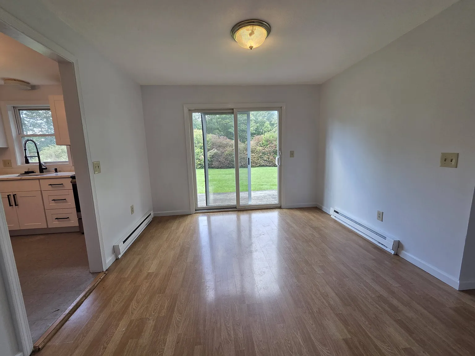 5 Surrey Lane - 1 — Photo 4